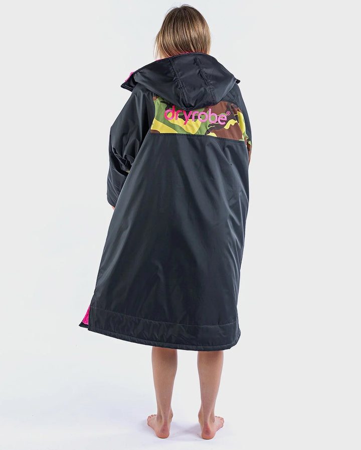 dryrobe Remix black pink camo