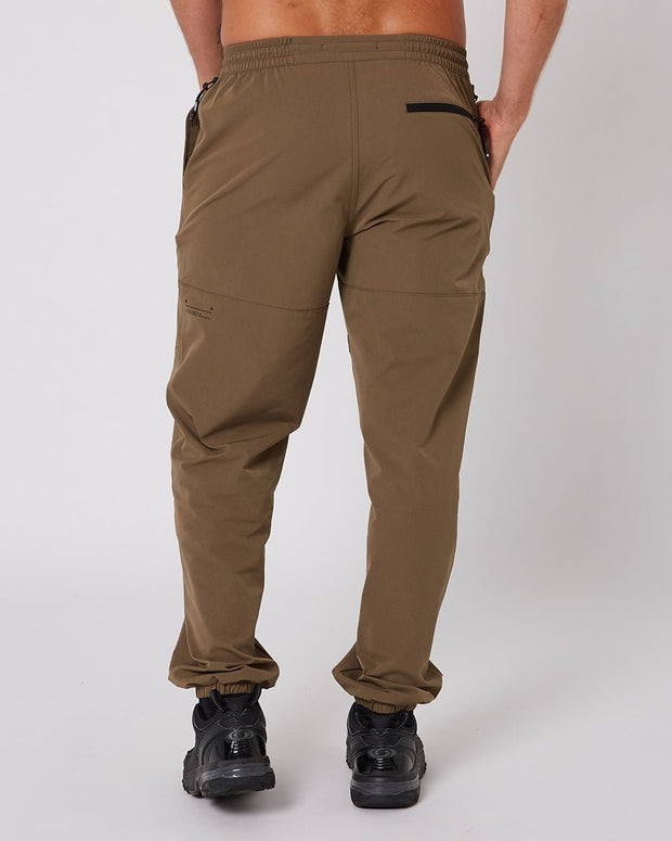 Fashion FOLLOW All Day Pants Deep Taupe