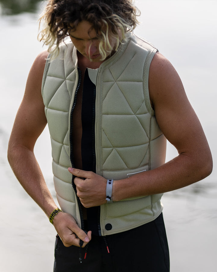 Wetsuit & Protection FOLLOW Love nor money mens khaki