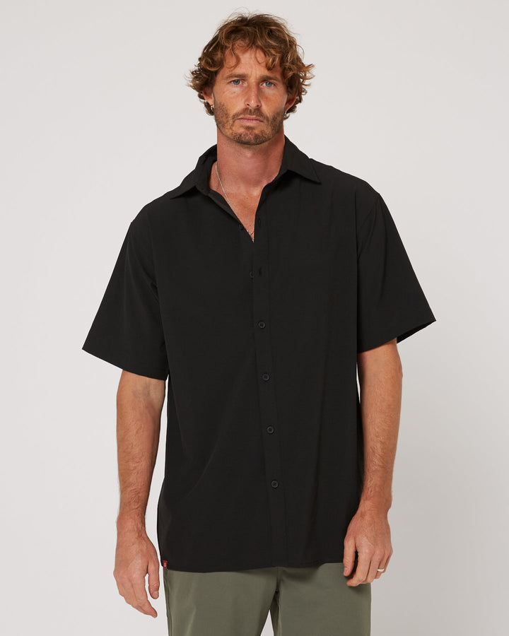 Wetsuit & Protection FOLLOW Tech Shirt S/S black