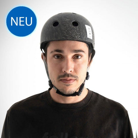 Wetsuit & Protection FOLLOW Pro Graphic Helmet Pedro black