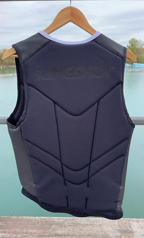 Wetsuit & Protection Slingshot Team Vest V8 2022